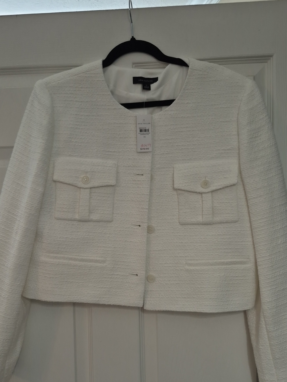 Ann Taylor White Cropped Bouclé Blazer